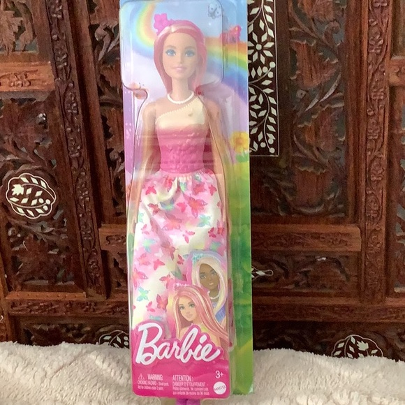 Dreamtopia Barbies SET OF 4 New - Picture 2 of 7